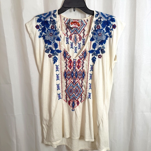 Johnny Was Cap Sleeve V-Neck Knit Top Blue Red Floral & Tribal Embroidery Size L - Picture 1 of 13
